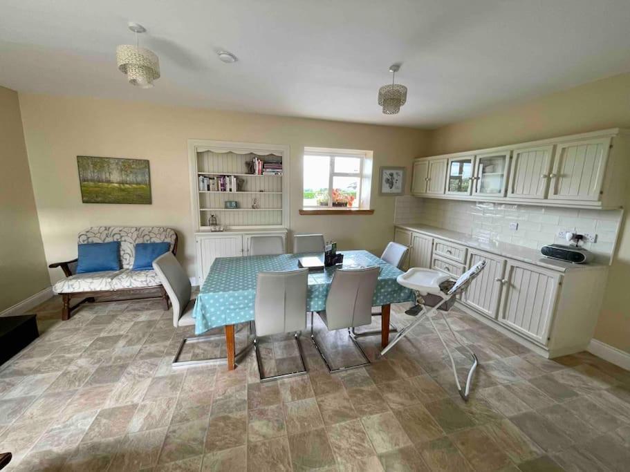 Beautiful Farmhouse An Hour'S Drive From Four Irish Cities Clonmel Exterior photo